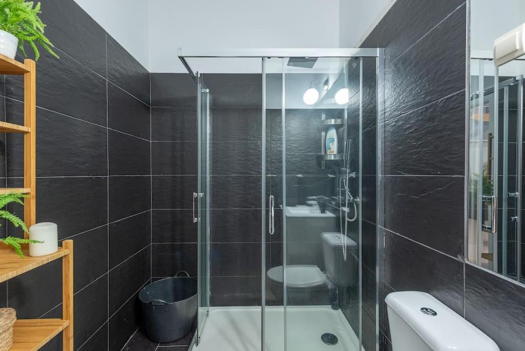 Modern Rustic Apartment In Graca ลิสบอน ภายนอก รูปภาพ
